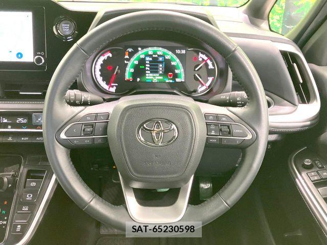 Toyota NOAH 2024-04 7251740-7