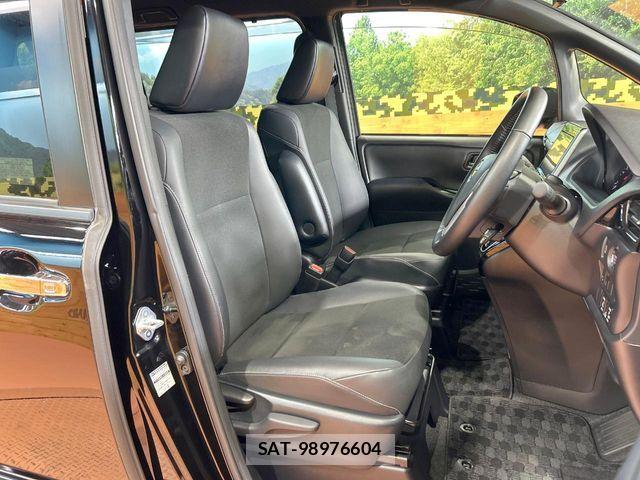 Toyota NOAH 2019-12 7250167-7