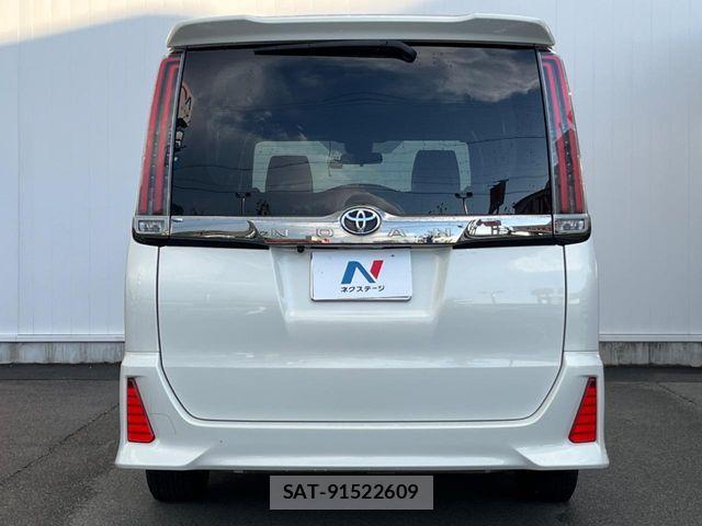 Toyota NOAH 2018-11 7251743-16