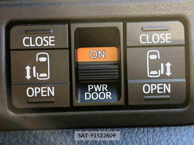 Toyota NOAH 2018-11 7251743-5