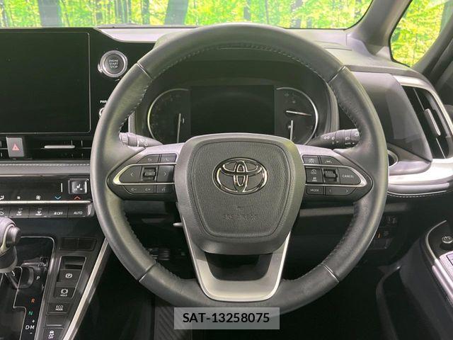 Toyota NOAH 2023-02 7251738-11