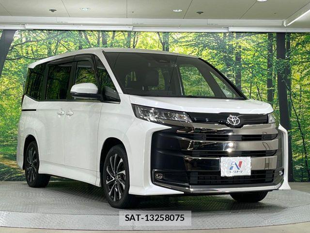 Toyota NOAH 2023-02 7251738-16