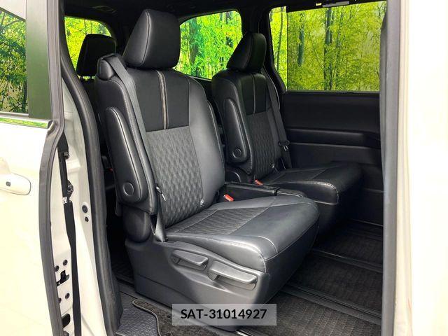 Toyota NOAH 2023-02 7250238-9