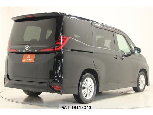 Toyota NOAH 2022-04 7250139-11