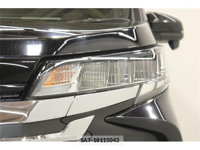 Toyota NOAH 2022-04 7250139-14
