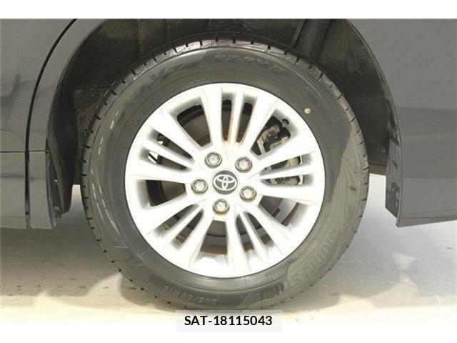 Toyota NOAH 2022-04 7250139-23