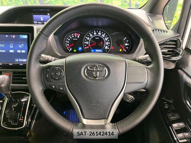 Toyota NOAH 2018-02 7250344-10