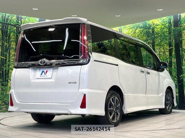 Toyota NOAH 2018-02 7250344-16