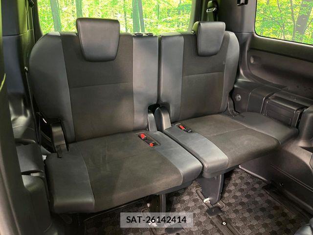 Toyota NOAH 2018-02 7250344-8
