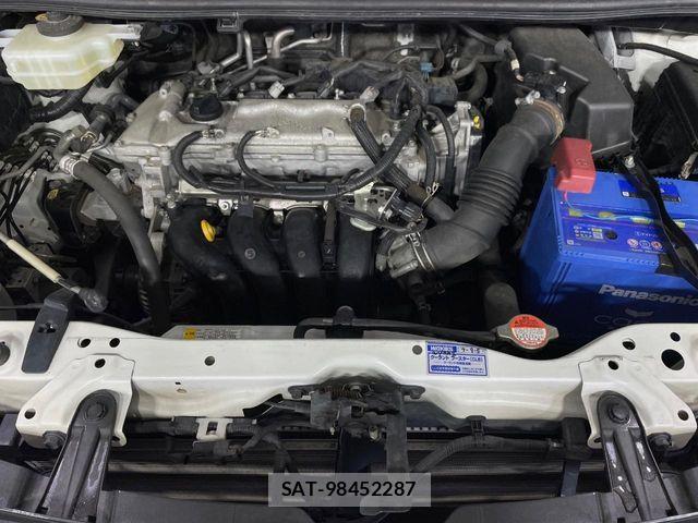 Toyota NOAH 2016-09 7250376-18