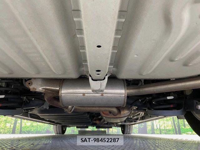 Toyota NOAH 2016-09 7250376-19
