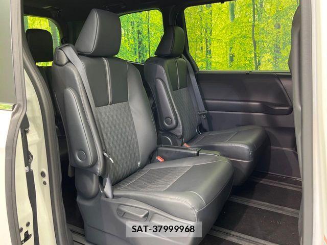 Toyota NOAH 2025-06 7251737-8