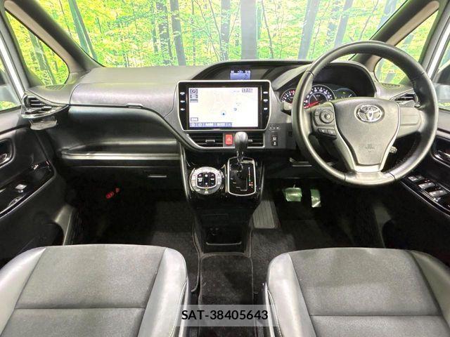 Toyota NOAH 2019-07 7250043-1