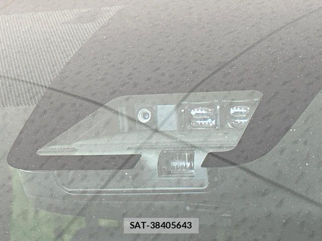 Toyota NOAH 2019-07 7250043-5