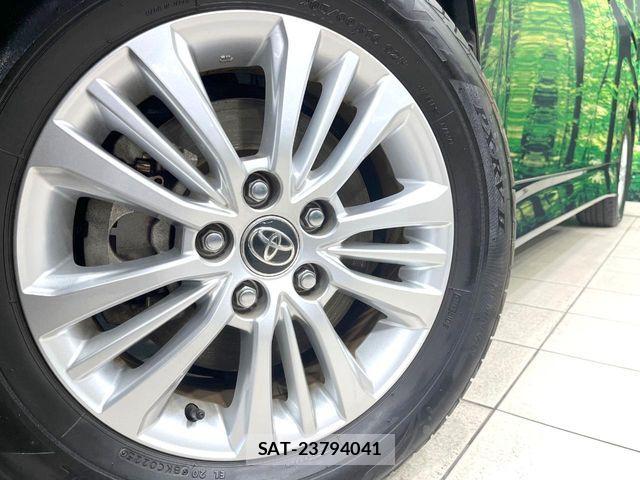 Toyota NOAH 2022-04 7251739-14
