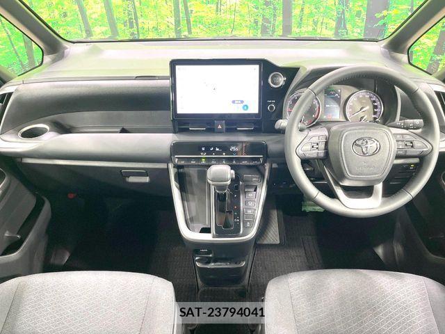Toyota NOAH 2022-04 7251739-1