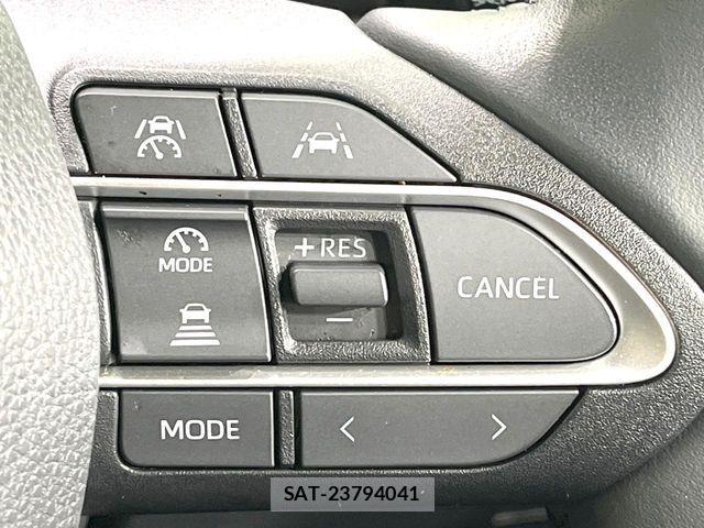 Toyota NOAH 2022-04 7251739-5