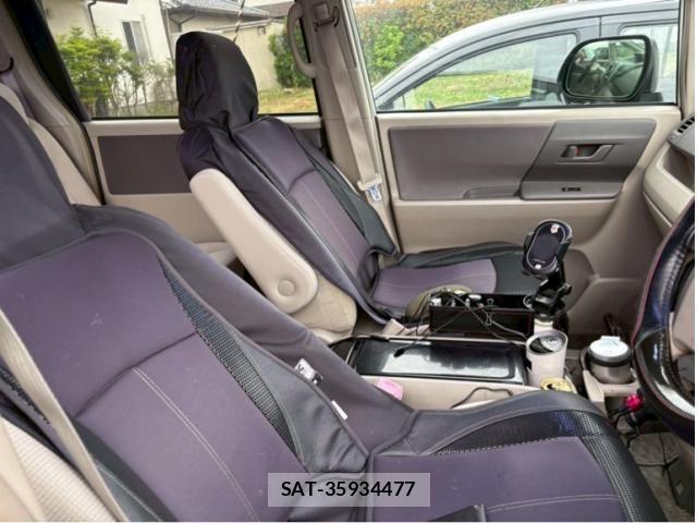 Toyota NOAH 2009-03 7251749-13