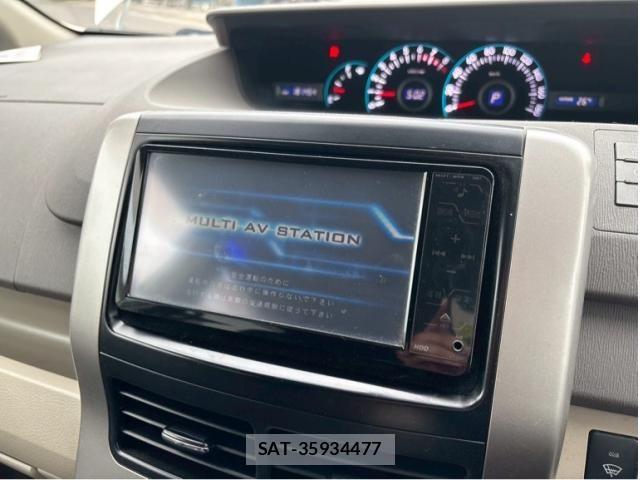 Toyota NOAH 2009-03 7251749-17