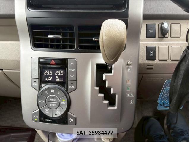 Toyota NOAH 2009-03 7251749-19