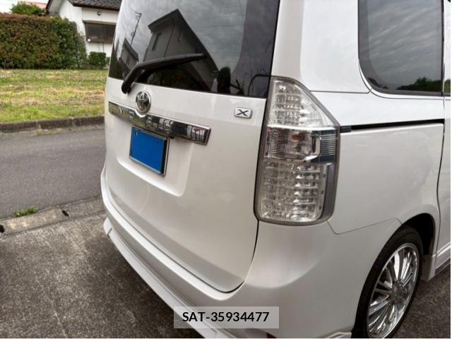 Toyota NOAH 2009-03 7251749-3
