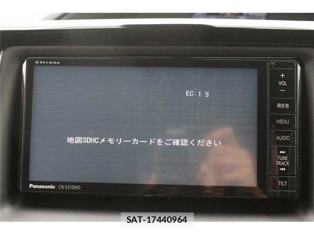 Toyota NOAH 2017-07 7251748-1