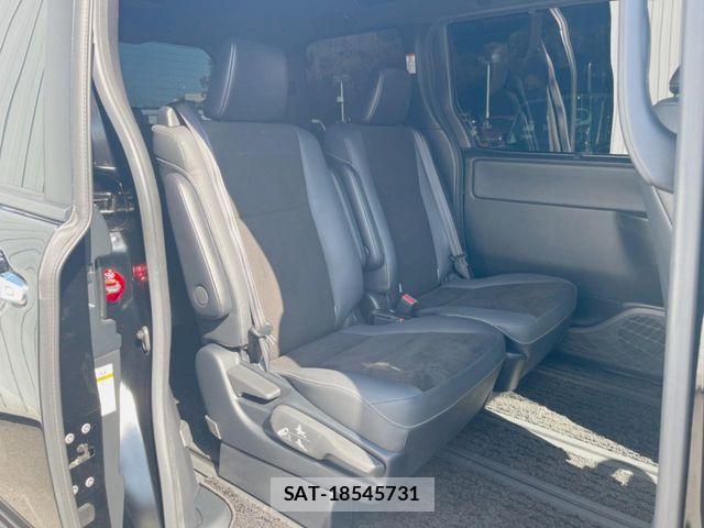 Toyota NOAH 2020-11 7251744-11