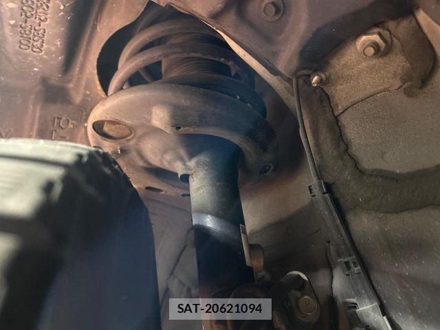 Toyota NOAH 2017-06 7251742-19