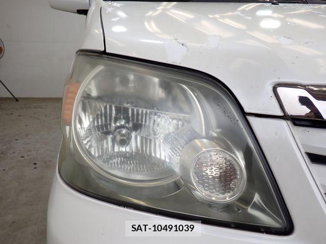 Toyota NOAH 2004-07 7272517-8