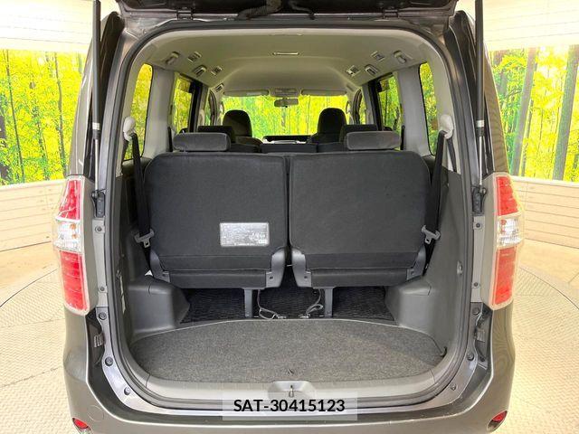 Toyota NOAH 2009-09 7271375-10