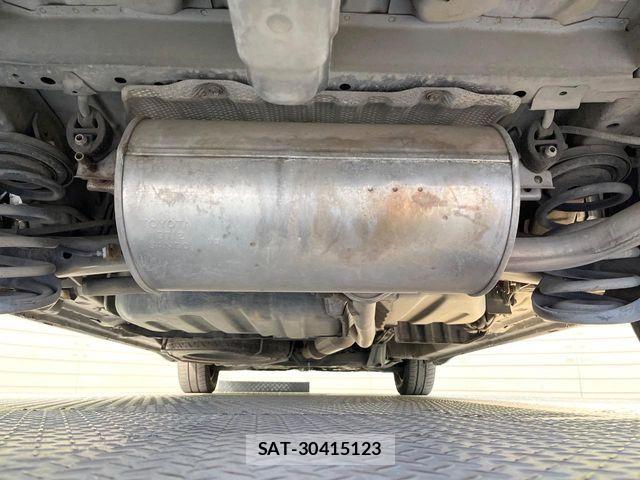 Toyota NOAH 2009-09 7271375-19