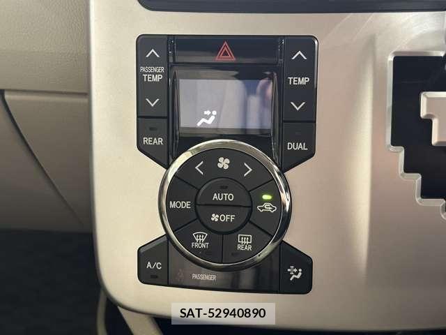 Toyota NOAH 2010-05 7271378-21
