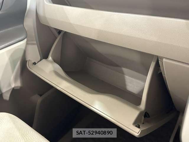 Toyota NOAH 2010-05 7271378-24