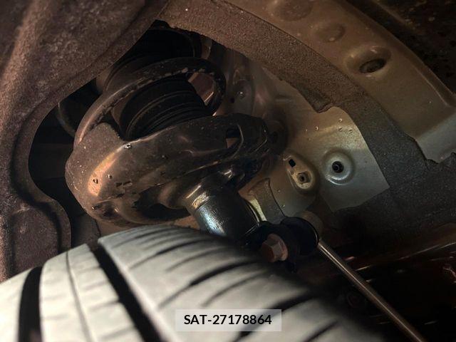 Toyota NOAH 2025-03 7272516-19