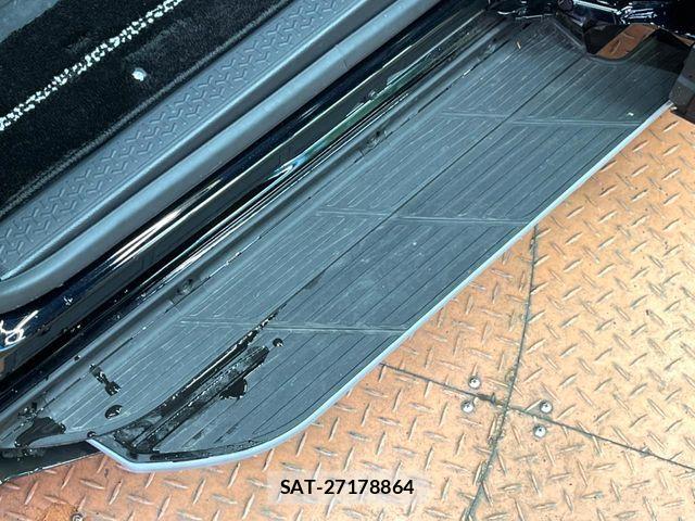Toyota NOAH 2025-03 7272516-2