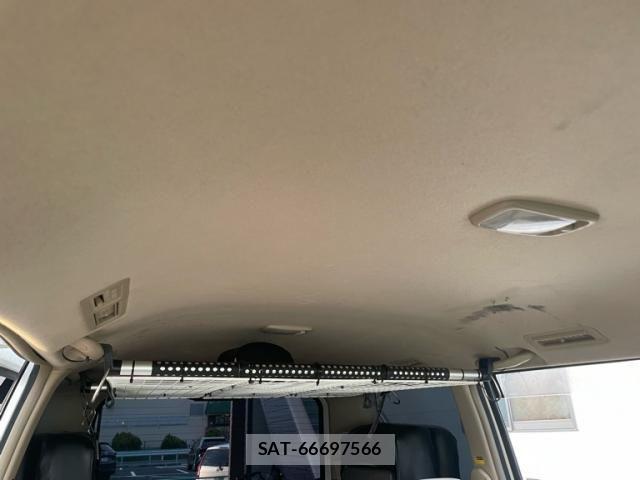 Toyota NOAH 2005-09 7272515-14
