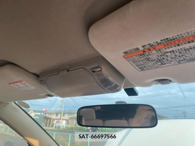 Toyota NOAH 2005-09 7272515-21