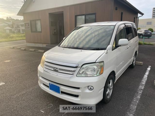 Toyota NOAH 2005-09 7272515-2