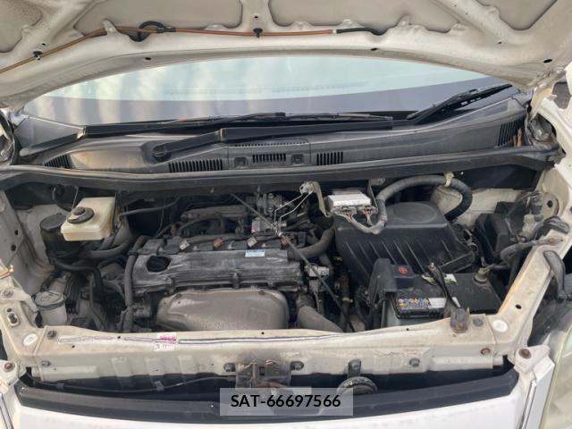 Toyota NOAH 2005-09 7272515-3