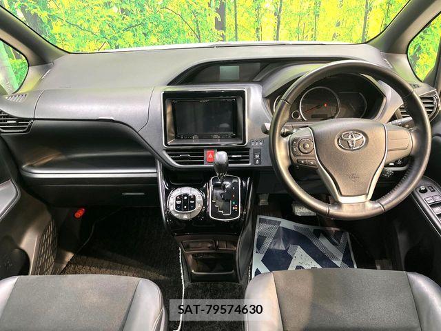 Toyota NOAH 2016-09 7328922-1
