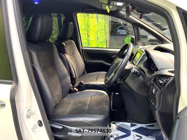 Toyota NOAH 2016-09 7328922-7