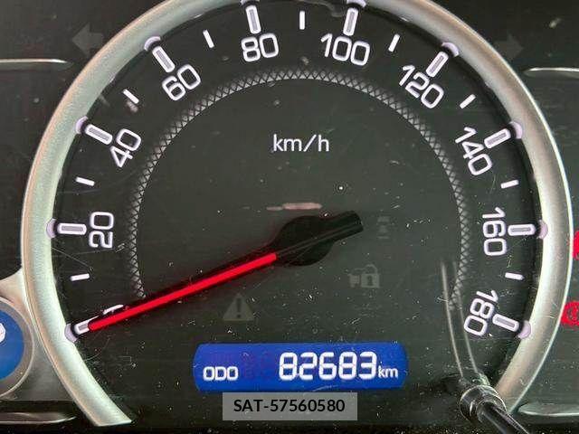 Toyota NOAH 2014-02 7328923-19
