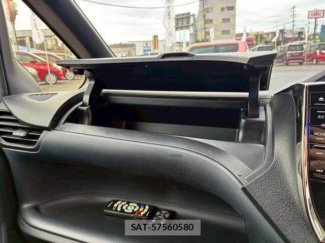 Toyota NOAH 2014-02 7328923-27