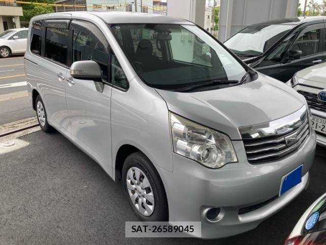 Toyota NOAH 2012-11 7328927-0