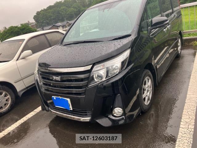 Toyota NOAH 2017-03 7328921-3