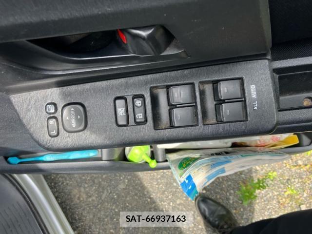 Toyota NOAH 2010-08 7328932-20