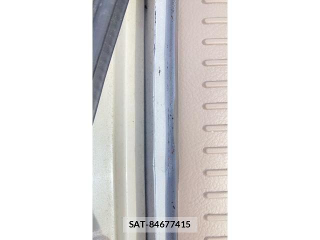 Toyota NOAH 2003-07 7328936-18