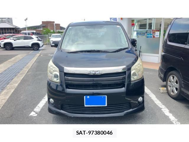 Toyota NOAH 2010-03 7328930-0