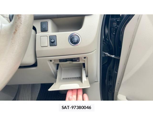 Toyota NOAH 2010-03 7328930-6