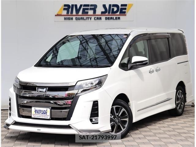 Toyota NOAH 2020-04 7328917-0